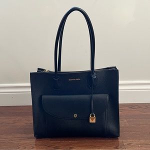 Michael Kors Mercer XL black pocket tote